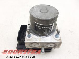 Gebruikte ABS Pomp Tesla Model 3 Long Range, Performance AWD Prijs € 99,95 Margeregeling aangeboden door Boonstra Autoparts