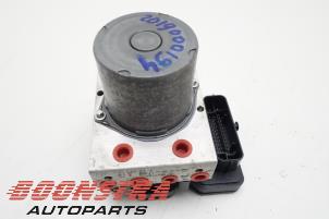 Gebruikte ABS Pomp Volkswagen Polo VI (AW1) 1.0 TSI 12V Prijs € 34,95 Margeregeling aangeboden door Boonstra Autoparts