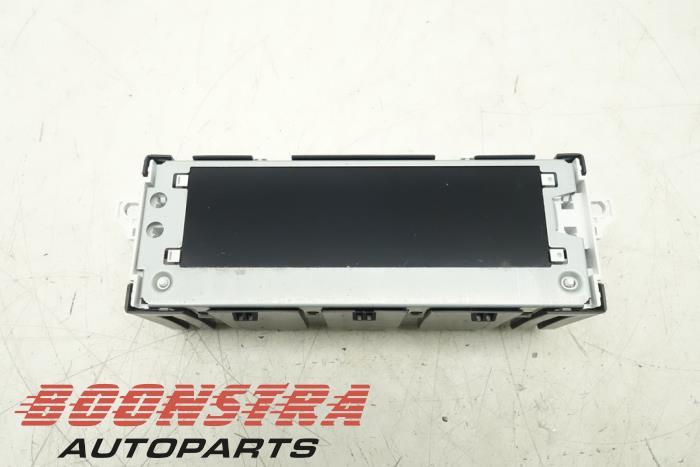 Gebruikte Display Interieur Toyota ProAce 2.0 D-4D 122 16V Worker Prijs € 84,64 Inclusief btw aangeboden door Boonstra Autoparts