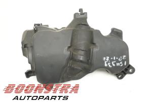 Gebruikte Afdekplaat motor Renault Clio IV Estate/Grandtour (7R) 1.5 Energy dCi 90 FAP Prijs € 29,95 Margeregeling aangeboden door Boonstra Autoparts