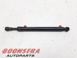 Gebruikte Cabriodak cilinder Porsche 911 (991) 3.8 24V Turbo S Prijs € 199,00 Margeregeling aangeboden door Boonstra Autoparts