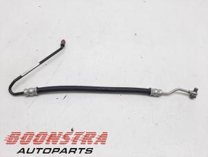 Gebruikte Oliedruk Leiding Porsche 911 (991) 3.8 24V Turbo S Prijs € 99,00 Margeregeling aangeboden door Boonstra Autoparts