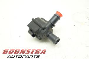 Gebruikte Waterpomp Audi Q7 (4MB/4MG) 3.0 TDI V6 24V Prijs € 24,95 Margeregeling aangeboden door Boonstra Autoparts