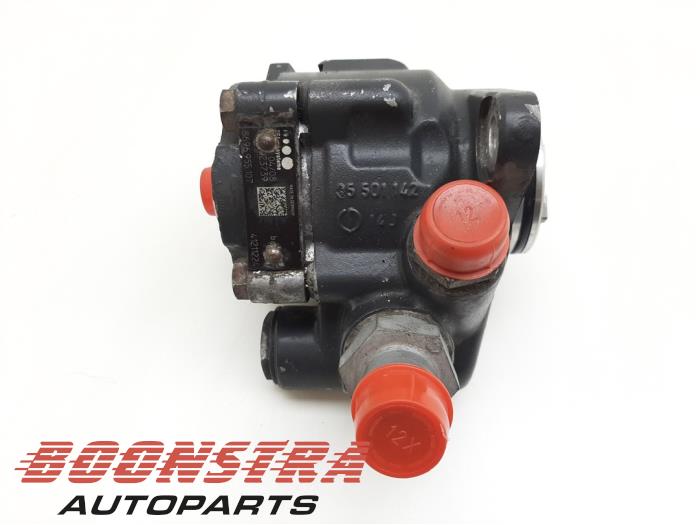 Stuurbekrachtiging Pomp van een Iveco Stralis 2008