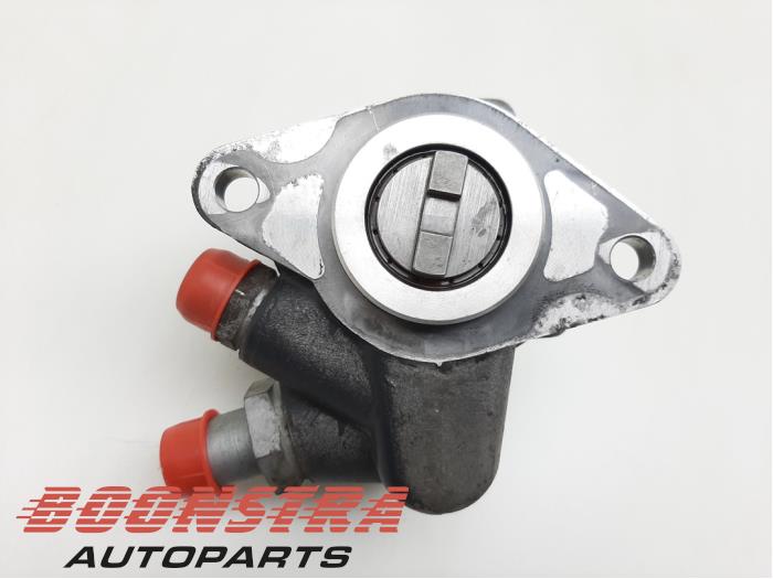 Stuurbekrachtiging Pomp van een Iveco Stralis 2008