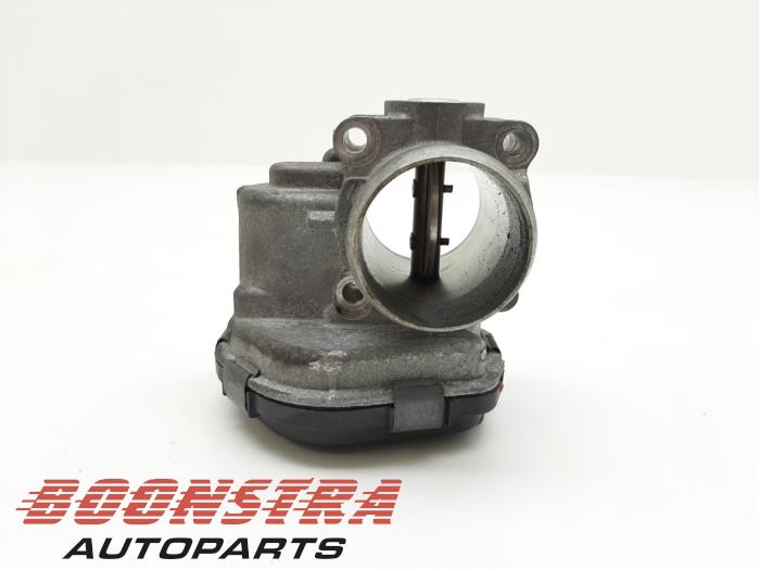 Gebruikte Gasklephuis Peugeot 208 I (CA/CC/CK/CL) 1.4 HDi Prijs € 24,95 Margeregeling aangeboden door Boonstra Autoparts