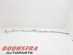 Gebruikte Airbag hemel links Landrover Range Rover IV (LG) 4.4 SDV8 32V Prijs € 144,95 Margeregeling aangeboden door Boonstra Autoparts