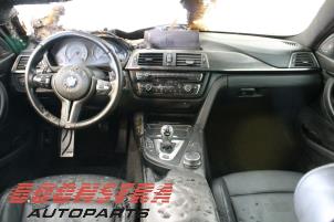 Gebruikte Airbag rechts (Dashboard) BMW M4 (F82) M4 3.0 24V Turbo Competition Package Prijs € 149,00 Margeregeling aangeboden door Boonstra Autoparts