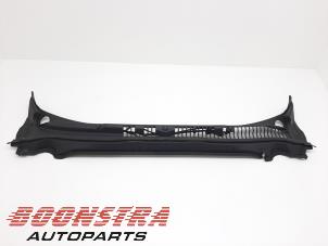 Gebruikte Paravent Ford Mondeo V Wagon 1.5 TDCi Prijs € 29,95 Margeregeling aangeboden door Boonstra Autoparts