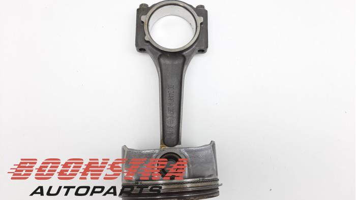 Gebruikte Zuiger Dodge 1500 Extended Cab, Quad Cab (DS) 5.7 Hemi V8 4x4 Prijs € 119,73 Inclusief btw aangeboden door Boonstra Autoparts