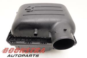 Gebruikte Luchtfilterhuis Dodge 1500 Crew Cab (DS) 5.7 Hemi V8 4x4 Prijs € 119,79 Inclusief btw aangeboden door Boonstra Autoparts