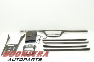 Gebruikte Interieurlijsten Set Mercedes S (W221) 3.0 S-350 BlueTec 24V Prijs € 199,00 Margeregeling aangeboden door Boonstra Autoparts