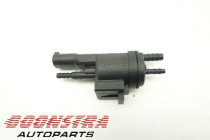 Gebruikte Vacuum ventiel Mercedes S (W221) 3.0 S-350 BlueTec 24V Prijs € 24,95 Margeregeling aangeboden door Boonstra Autoparts