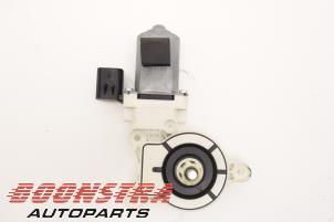 Gebruikte Motor electrisch raam Dodge 1500 Crew Cab (DS) 5.7 Hemi V8 4x4 Prijs € 30,19 Inclusief btw aangeboden door Boonstra Autoparts