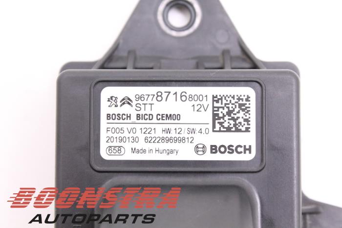 Start/Stop computer van een Peugeot Partner (EA//EF/EN/EU) 1.6 BlueHDi 100 2019