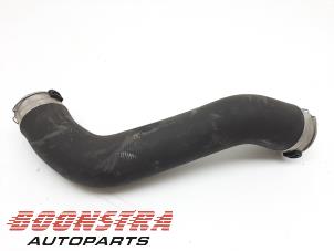 Gebruikte Intercooler Slang Mercedes Actros Prijs € 30,19 Inclusief btw aangeboden door Boonstra Autoparts