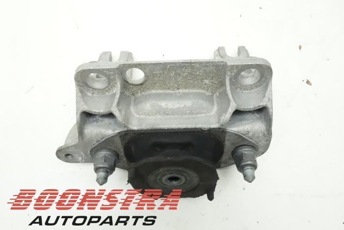 Gebruikte Motorsteun Renault Twingo III (AH) 1.0 SCe 75 12V Prijs € 24,95 Margeregeling aangeboden door Boonstra Autoparts