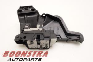 Gebruikte Deurslot Mechaniek 4Deurs rechts-voor Volvo V90 II (PW) 2.0 D4 16V Prijs € 98,95 Margeregeling aangeboden door Boonstra Autoparts