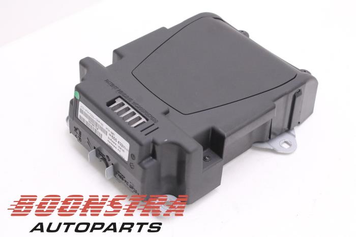 Head-up display van een Citroën DS5 (KD/KF) 2.0 165 HYbrid4 16V 2013