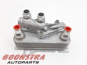 Gebruikte Oliekoeler Mercedes C (W205) C-63 AMG 4.0 V8 Biturbo Prijs € 89,00 Margeregeling aangeboden door Boonstra Autoparts