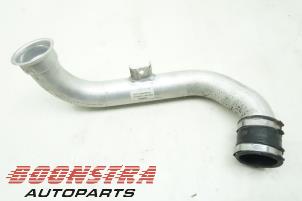 Gebruikte Intercooler Buis Mercedes ML III (166) 3.0 ML-400 V6 24V Turbo 4-Matic Prijs € 24,95 Margeregeling aangeboden door Boonstra Autoparts