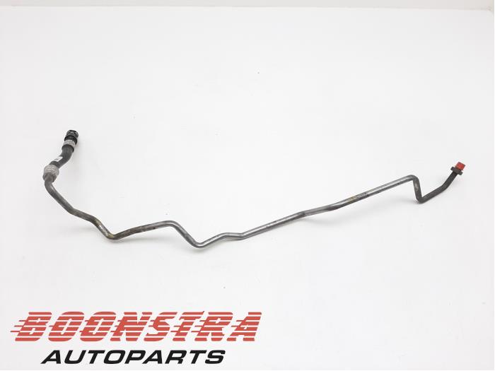 BMW 5-Serie Oil pressure line