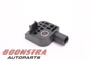 Gebruikte Sensor Airbag Tesla Model S 60 Prijs € 24,95 Margeregeling aangeboden door Boonstra Autoparts