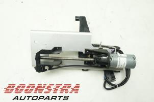 Gebruikte Achterklep motor Porsche 911 (997) 3.8 24V Carrera 4S Prijs € 99,00 Margeregeling aangeboden door Boonstra Autoparts