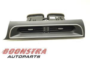 Gebruikte Luchtrooster Dashboard Jaguar I-Pace EV400 AWD Prijs € 89,95 Margeregeling aangeboden door Boonstra Autoparts