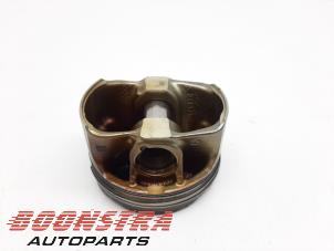 Gebruikte Zuiger BMW M4 (F82) M4 3.0 24V Turbo Competition Package Prijs € 68,95 Margeregeling aangeboden door Boonstra Autoparts