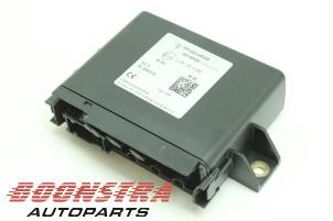 Gebruikte GPS module Porsche 718 Boxster (982) 2.5 GTS Turbo Prijs € 149,00 Margeregeling aangeboden door Boonstra Autoparts