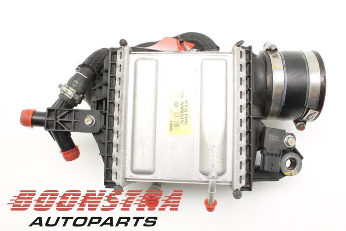 Gebruikte Intercooler Infiniti Q50 (V37) 3.0t V6 24V Red Sport 400 Twin Turbo Prijs € 199,95 Margeregeling aangeboden door Boonstra Autoparts