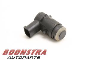 Gebruikte Sensor PDC Dacia Duster (HS) 1.5 dCi 4x4 Prijs € 24,95 Margeregeling aangeboden door Boonstra Autoparts