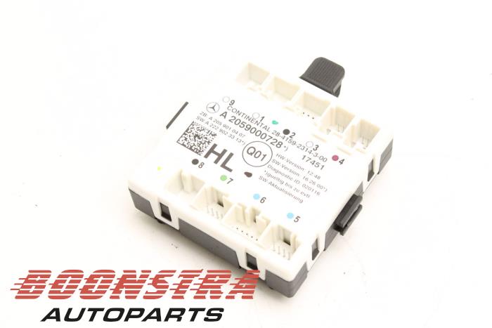 Gebruikte Module Centrale Deurvergrendeling Mercedes C Estate (S205) C-180 BlueTEC, C-180 d 1.6 16V Prijs € 39,00 Margeregeling aangeboden door Boonstra Autoparts