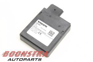 Gebruikte Radar sensor Volvo XC40 (XZ) Recharge Twin 78 kWh Prijs € 99,95 Margeregeling aangeboden door Boonstra Autoparts