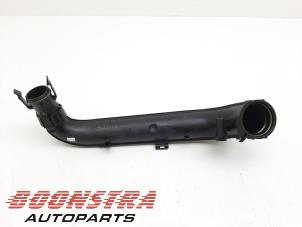 Gebruikte Intercooler Buis Volkswagen Jetta IV (162/16A) 1.4 TSI Hybrid 16V Prijs € 29,95 Margeregeling aangeboden door Boonstra Autoparts