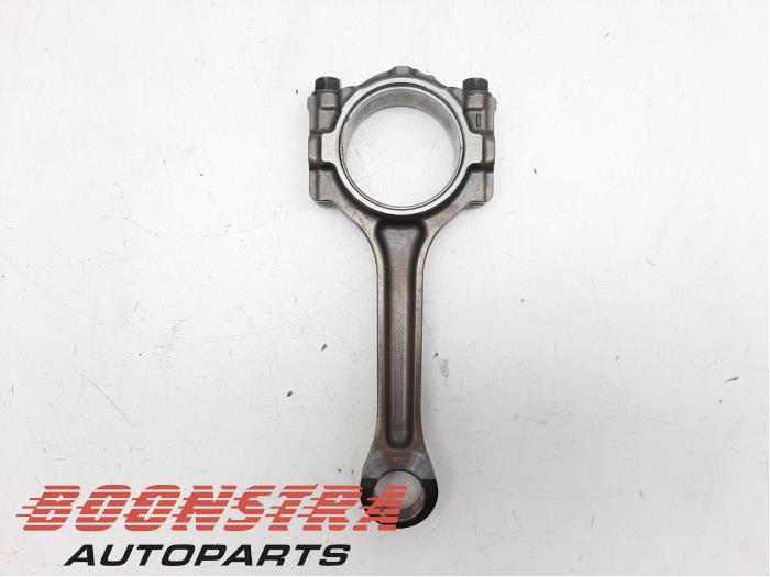 Gebruikte Drijfstang Opel Astra K Sports Tourer 1.0 Turbo 12V Prijs € 29,95 Margeregeling aangeboden door Boonstra Autoparts