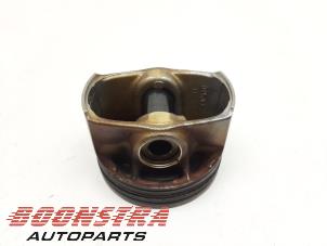 Gebruikte Zuiger Volkswagen Polo VI (AW1) 1.0 TSI 12V Prijs € 29,95 Margeregeling aangeboden door Boonstra Autoparts