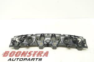 Gebruikte Luidspreker Tesla Model X P100D Prijs € 159,00 Margeregeling aangeboden door Boonstra Autoparts