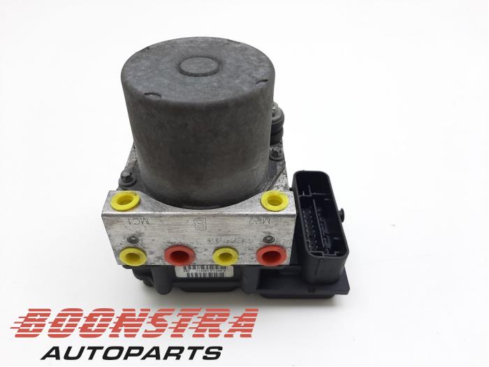 Gebruikte ABS Pomp Peugeot Expert (G9) 2.0 HDi 120 Prijs € 33,82 Inclusief btw aangeboden door Boonstra Autoparts