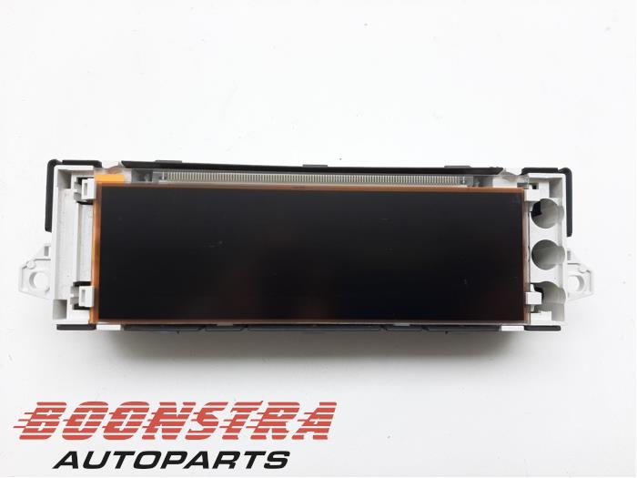 Gebruikte Display Interieur Peugeot Expert (G9) 2.0 HDi 120 Prijs € 30,19 Inclusief btw aangeboden door Boonstra Autoparts