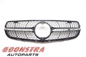 Gebruikte Grille Mercedes GLC (X253) Prijs € 99,00 Margeregeling aangeboden door Boonstra Autoparts