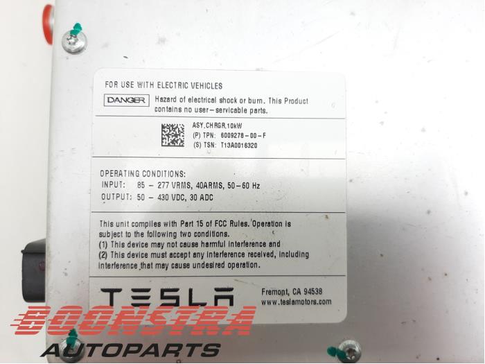 TESLA Model S 1 generation (2012-2024) Greičių (pavarų) dėžės pūslė 101496300L 20163265