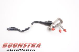 Gebruikte Adblue injector Jeep Compass II (MP) 2.0 Multijet II 140 16V 4x4 Prijs € 59,00 Margeregeling aangeboden door Boonstra Autoparts