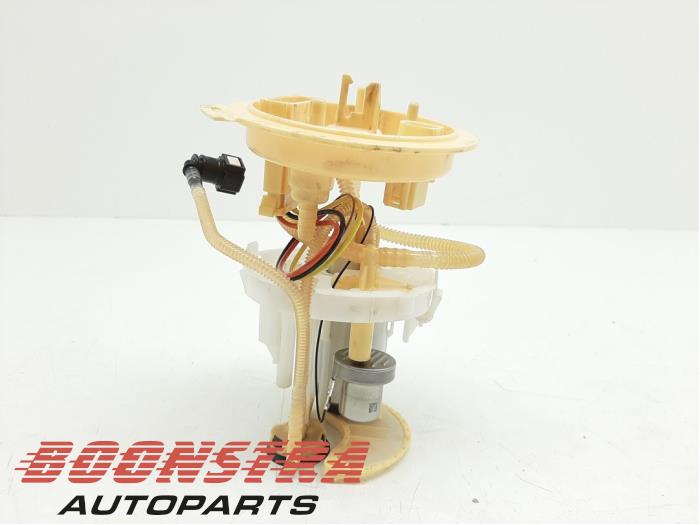 Gebruikte Tank element Pomp Audi A4 (B9) 2.0 TDI Ultra 16V Prijs € 69,00 Margeregeling aangeboden door Boonstra Autoparts