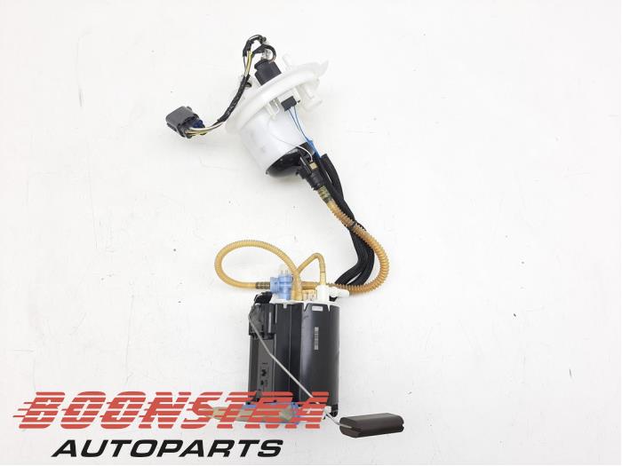 Gebruikte Tank element Pomp Jaguar F-type Convertible 3.0 S V6 24V Prijs € 149,00 Margeregeling aangeboden door Boonstra Autoparts