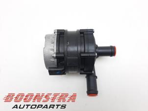 Gebruikte Waterpomp Volvo XC40 (XZ) Recharge Twin 78 kWh Prijs € 79,00 Margeregeling aangeboden door Boonstra Autoparts