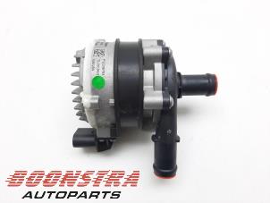 Gebruikte Waterpomp Volvo XC40 (XZ) Recharge Twin 78 kWh Prijs € 79,00 Margeregeling aangeboden door Boonstra Autoparts