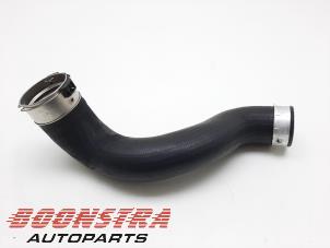 Gebruikte Intercooler Slang Mercedes E Estate (S212) E-350 CDI V6 24V BlueEfficiency 4-Matic Prijs € 24,95 Margeregeling aangeboden door Boonstra Autoparts