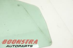 Gebruikte Portierruit 2Deurs rechts Mercedes Sprinter 4t (910.0/910.1/907.1/907.2) 516 CDI 2.1 D Prijs € 204,49 Inclusief btw aangeboden door Boonstra Autoparts